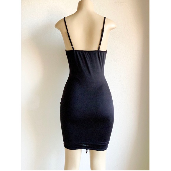 VIVI 💕 LITTLE BLACK DRESS - Picture 2 of 4